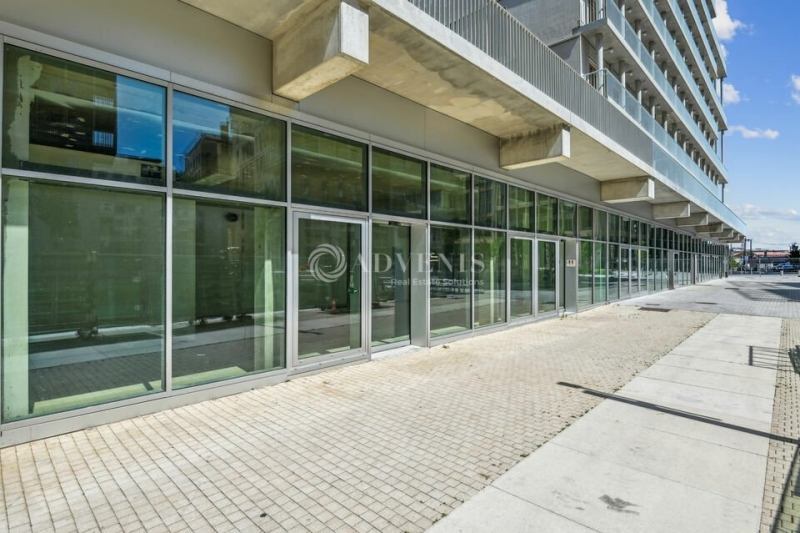 Location Commerces SAINT OUEN (93400) - Photo 5