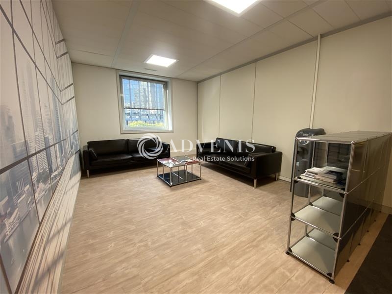 Location Bureaux COURBEVOIE (92400) - Photo 5