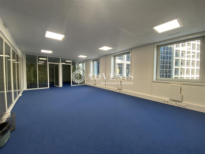 Location Bureaux COURBEVOIE (92400) - Photo 9