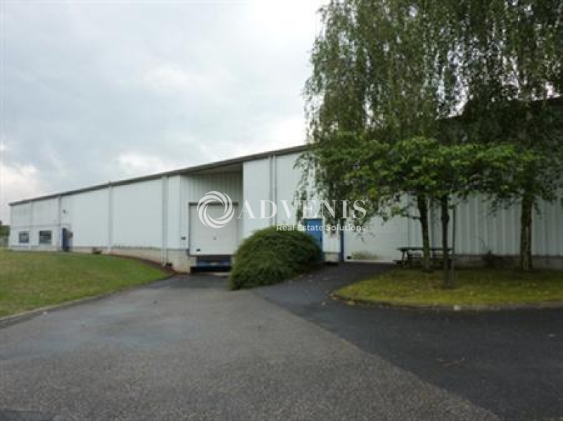 Location Entrepôts COMINES (59560) - Photo 1