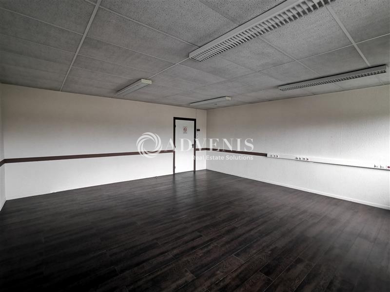 Location Bureaux LESQUIN (59810) - Photo 4