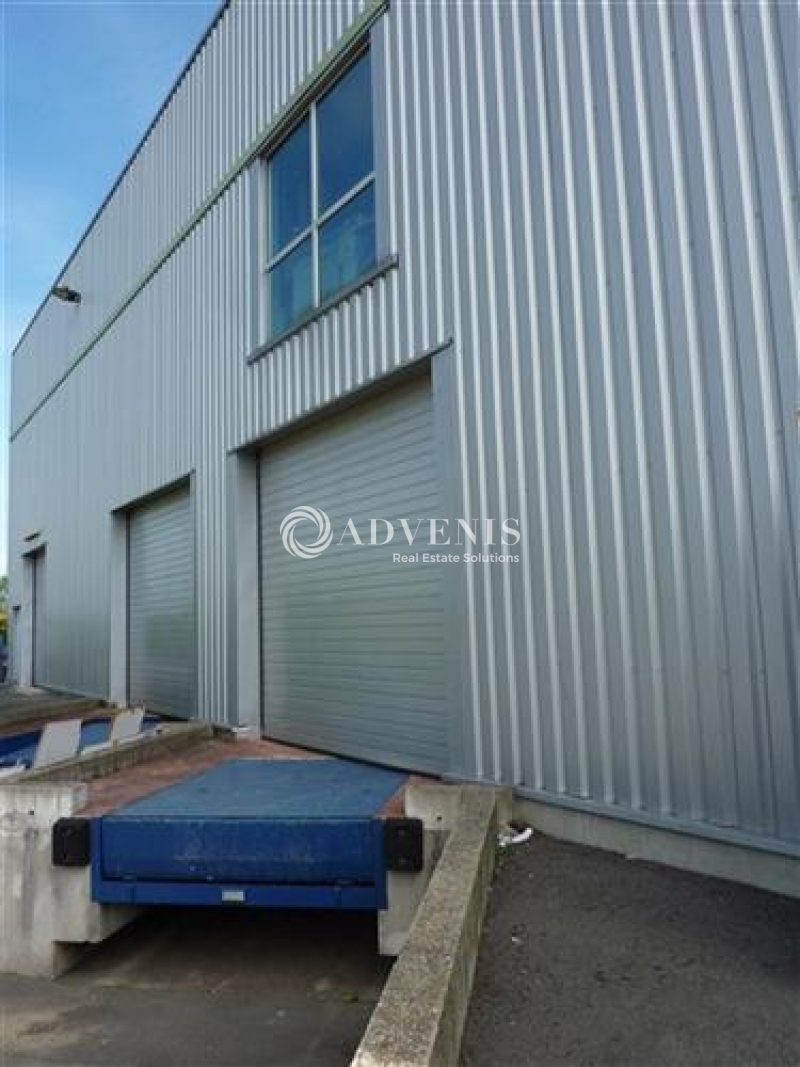 Location Entrepôts WAMBRECHIES (59118) - Photo 2