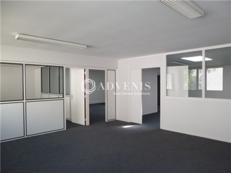 Location Bureaux TEMPLEMARS (59175) - Photo 2