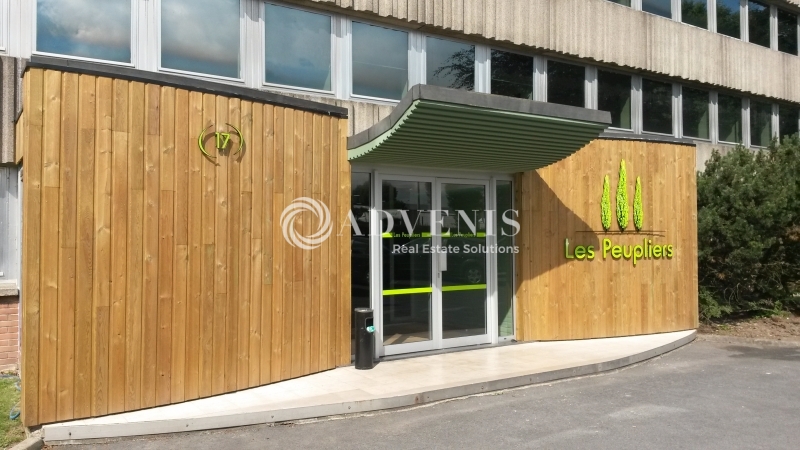Location Bureaux NEUVILLE EN FERRAIN (59960) - Photo 1