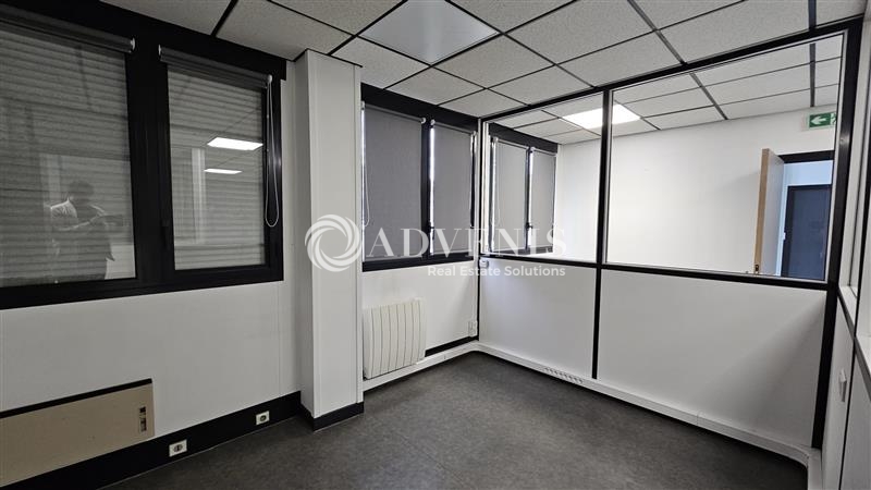 Location Activités Entrepôts VILLENEUVE D'ASCQ (59650) - Photo 4