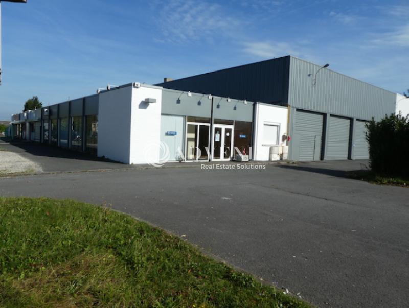 Location Entrepôts SECLIN (59113) - Photo 1