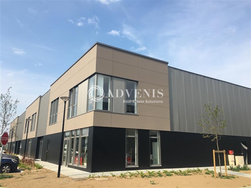 Location Entrepôts LESQUIN (59810) - Photo 1