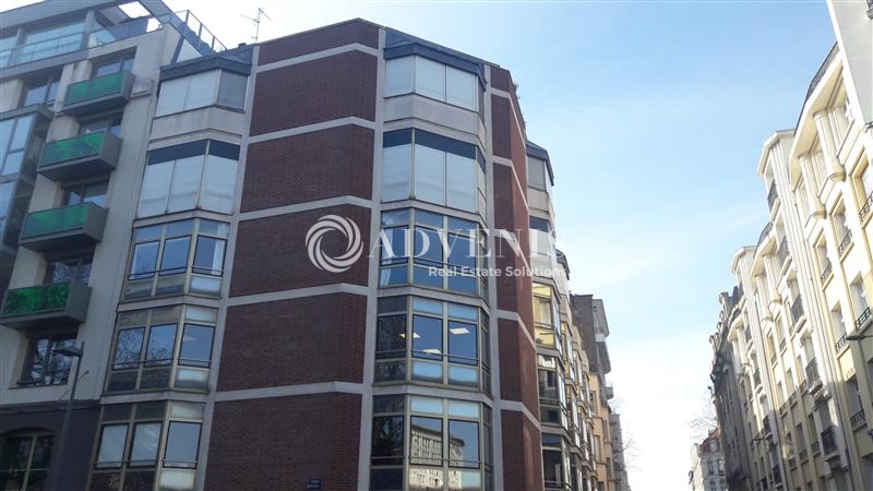 Location Commerces LILLE (59000) - Photo 1