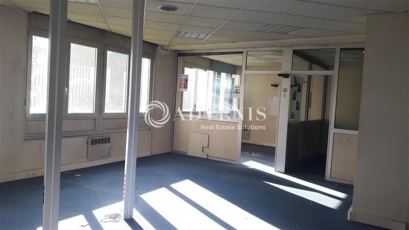 Location Commerces LILLE (59000) - Photo 3