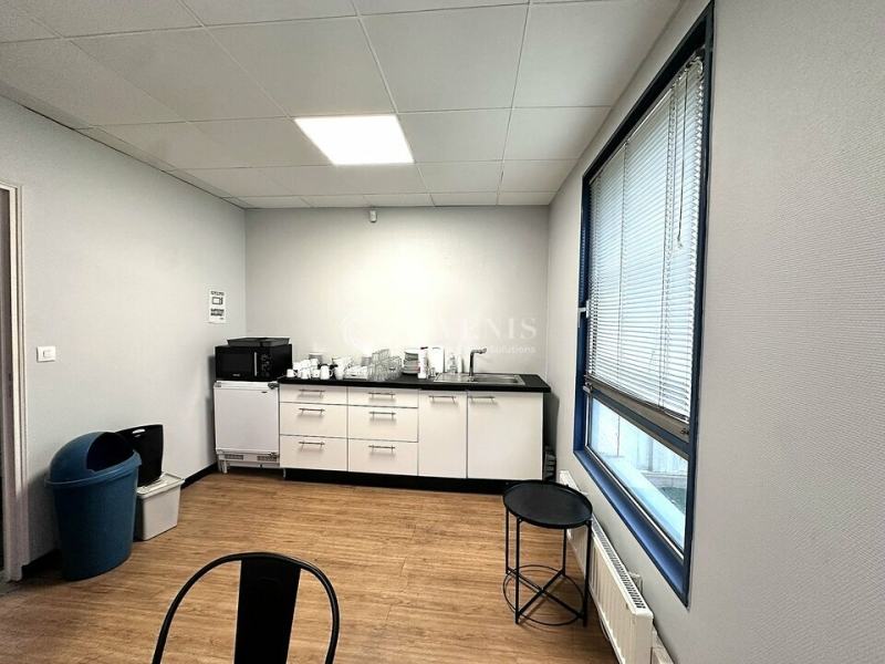 Location Activités Entrepôts VILLENEUVE D'ASCQ (59650) - Photo 5