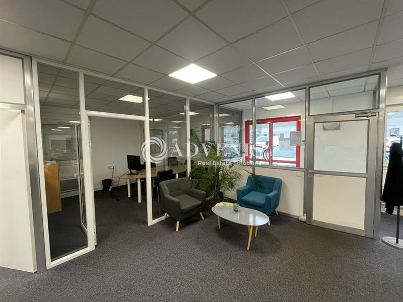 Location Bureaux et activités légères LESQUIN (59810) - Photo 5