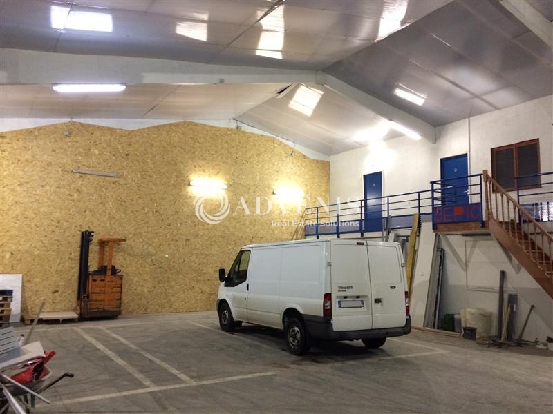Location Entrepôts SECLIN (59113) - Photo 2