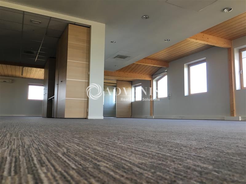 Location Bureaux VILLENEUVE D'ASCQ (59650) - Photo 2