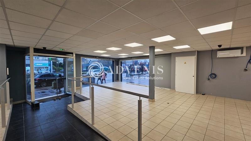 Location Commerces MARCQ EN BAROEUL (59700) - Photo 4