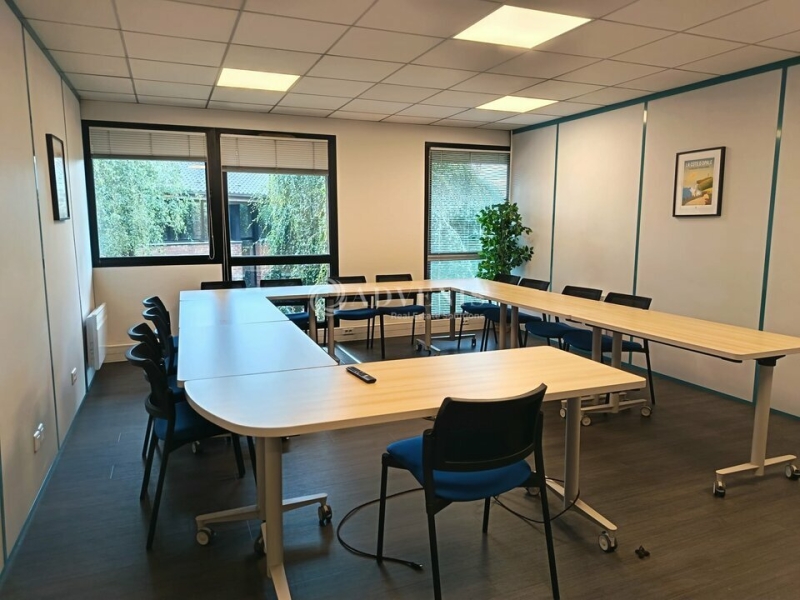 Vente Investisseur Bureaux LEZENNES (59260) - Photo 13