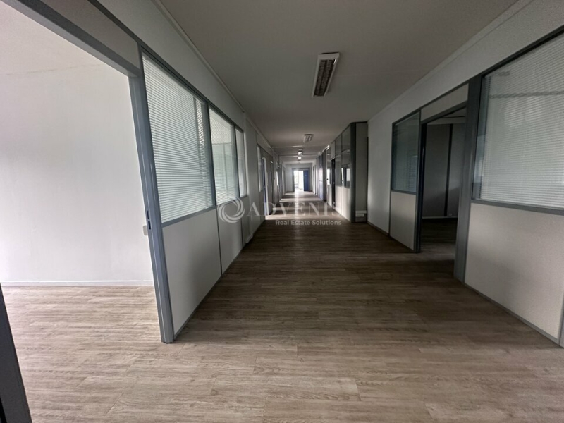 Vente Investisseur Bureaux CROIX (59170) - Photo 5