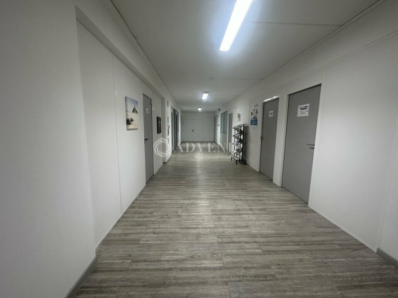 Vente Investisseur Bureaux CROIX (59170) - Photo 6