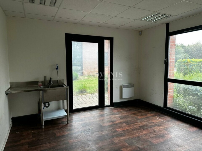 Location Bureaux LEZENNES (59260) - Photo 13