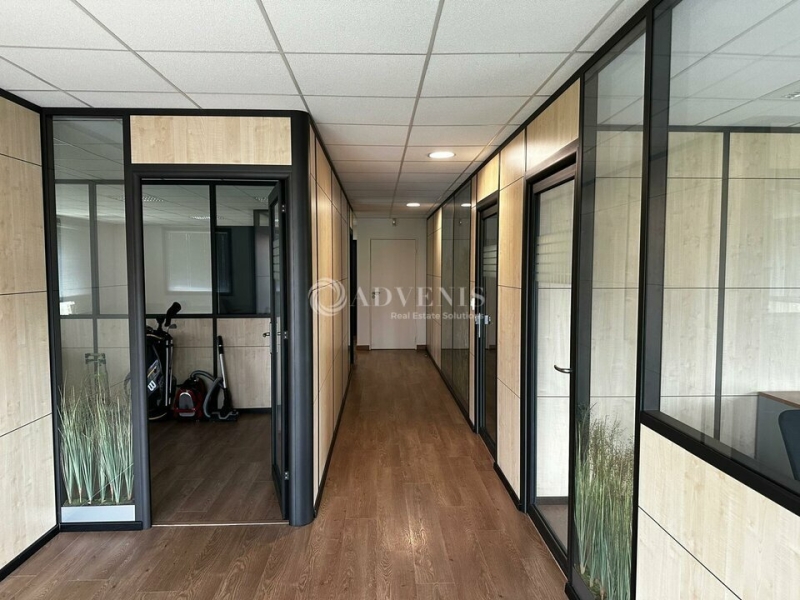 Location Bureaux LEZENNES (59260) - Photo 7