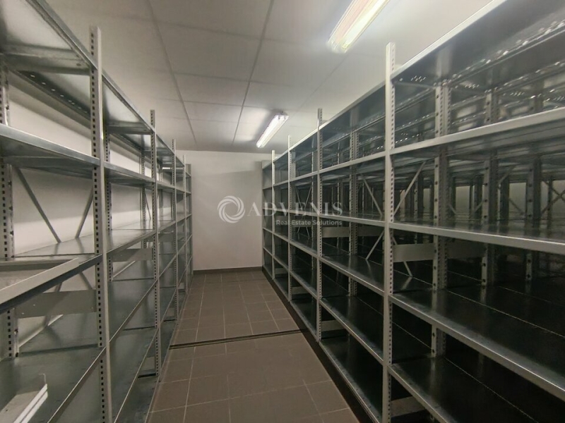 Location Bureaux VENDEVILLE (59175) - Photo 7