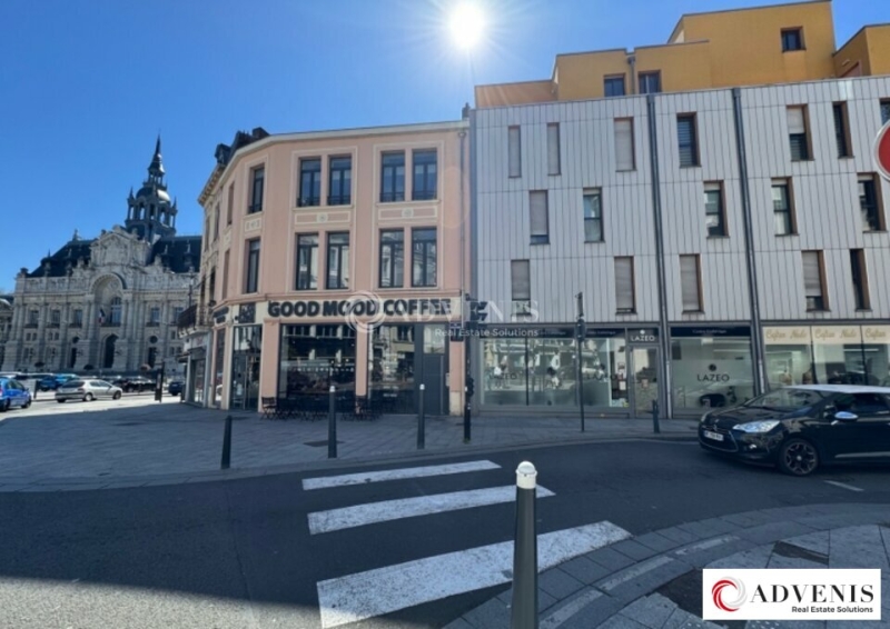 Location Commerces ROUBAIX (59100) - Photo 1