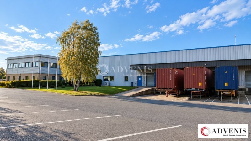 Location Entrepôts CRAYWICK (59279) - Photo 1