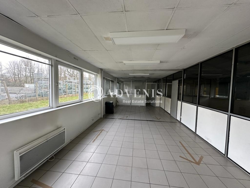 Location Entrepôts SECLIN (59113) - Photo 5