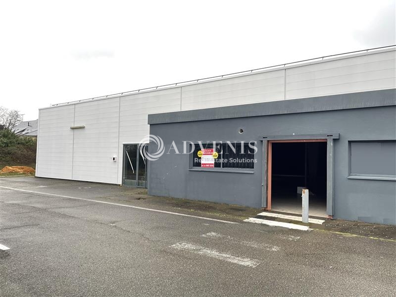 Location Commerces CHERRE AU (72400) - Photo 1