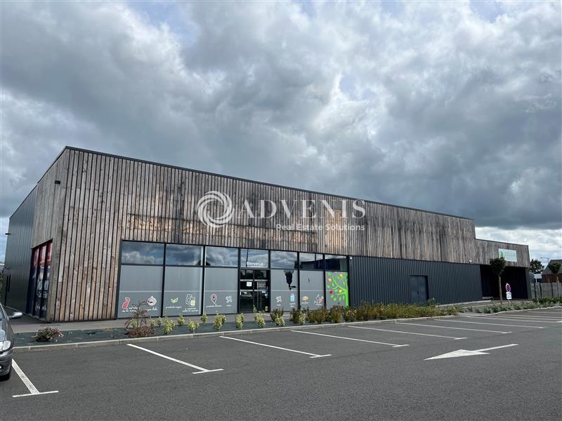 Location Commerces ARNAGE (72230) - Photo 3