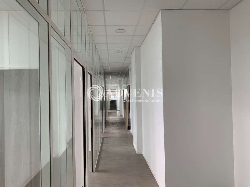 Location Bureaux LE MANS (72100) - Photo 3