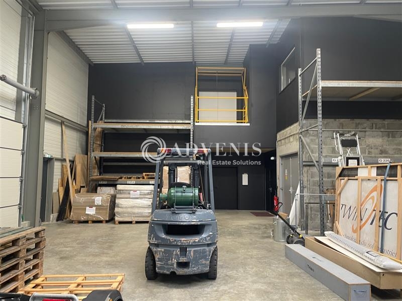 Vente Investisseur Activités Entrepôts SAINT SATURNIN (72650) - Photo 2