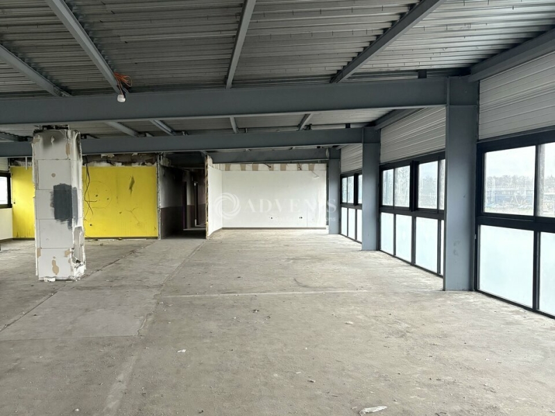 Location Bureaux LE MANS (72100) - Photo 2