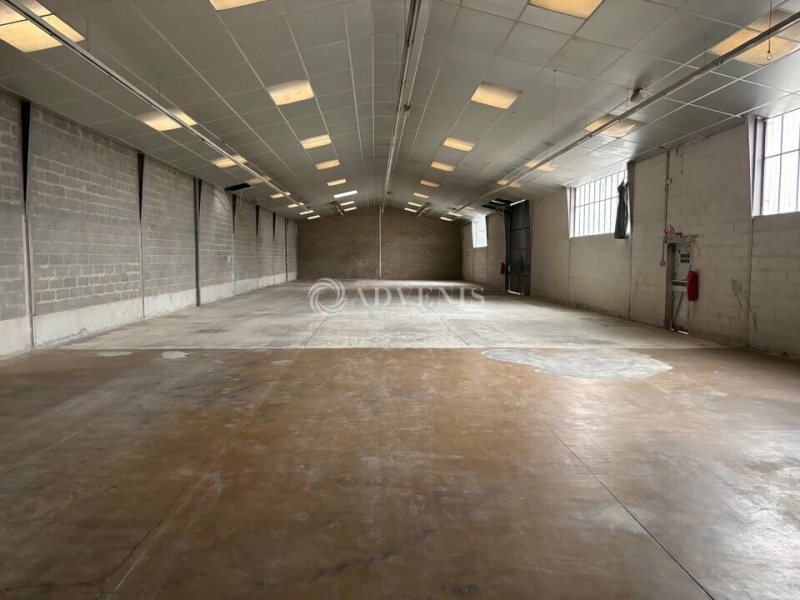 Location Activités Entrepôts LE MANS (72100) - Photo 1