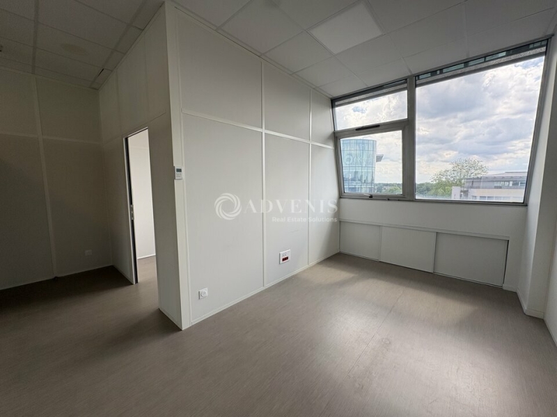 Location Bureaux LE MANS (72100) - Photo 1