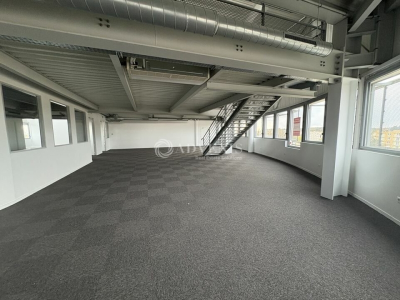 Vente Investisseur Bureaux LE MANS (72100) - Photo 3