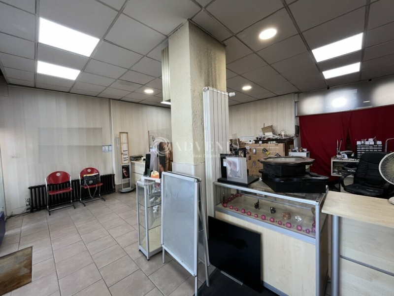 Location Commerces LE MANS (72000) - Photo 3