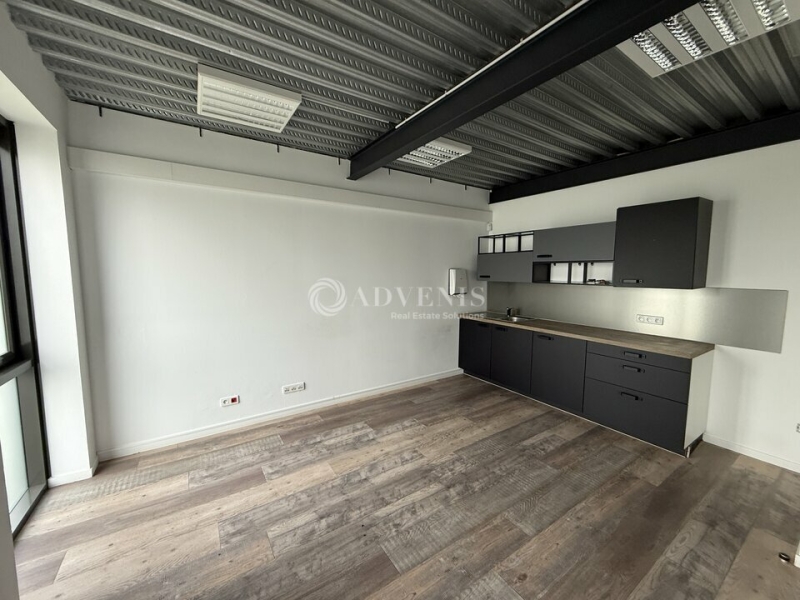 Location Activités Entrepôts BRIE COMTE ROBERT (77170) - Photo 12