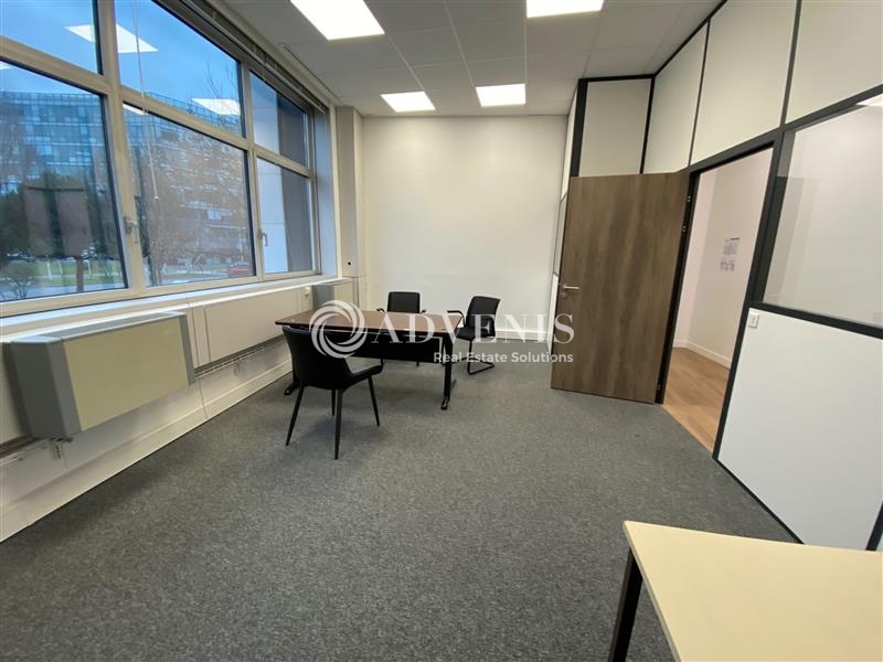 Location Bureaux NOISY LE GRAND (93160) - Photo 2