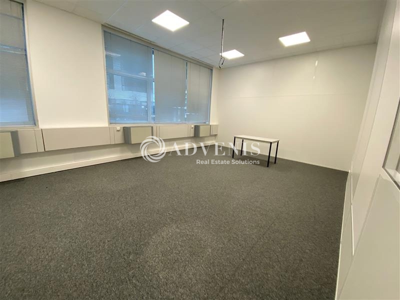 Location Bureaux NOISY LE GRAND (93160) - Photo 6
