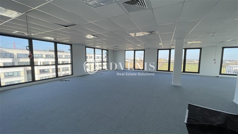 Location Bureaux CHESSY (77700) - Photo 3