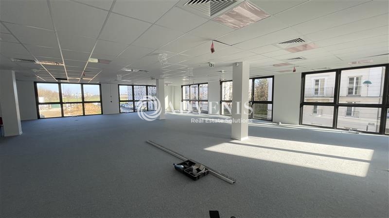 Location Bureaux CHESSY (77700) - Photo 8