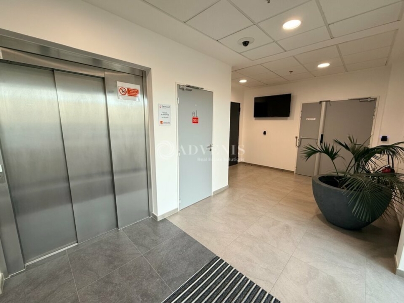 Location Entrepôts FERRIÈRES-EN-BRIE (77164) - Photo 3