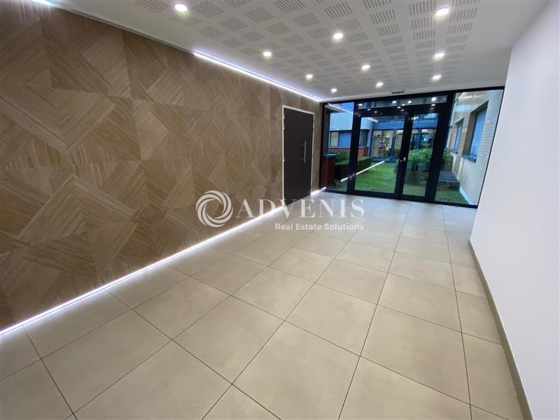 Location Bureaux CHAMPS SUR MARNE (77420) - Photo 1