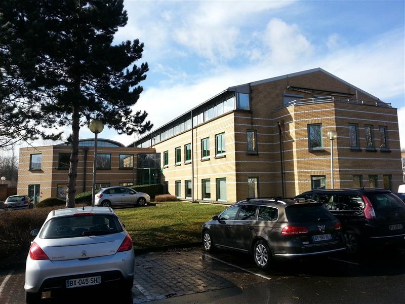 Location Bureaux CHAMPS SUR MARNE (77420) - Photo 2