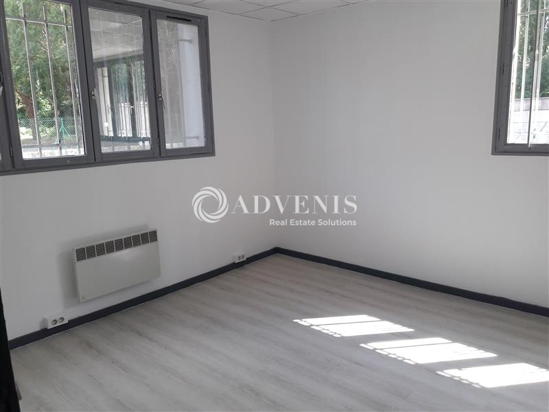 Location Activités Entrepôts EMERAINVILLE (77184) - Photo 6