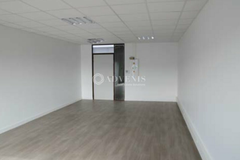 Location Bureaux SERRIS (77700) - Photo 2