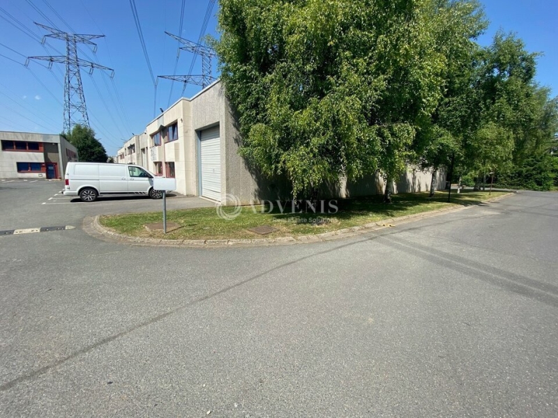 Location Activités Entrepôts ROISSY EN BRIE (77680) - Photo 8