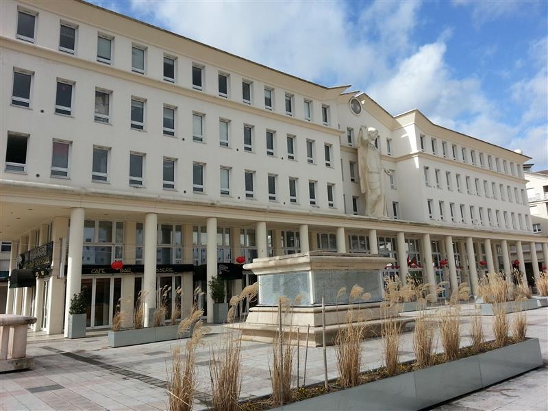 Location Bureaux BUSSY SAINT GEORGES (77600) - Photo 2