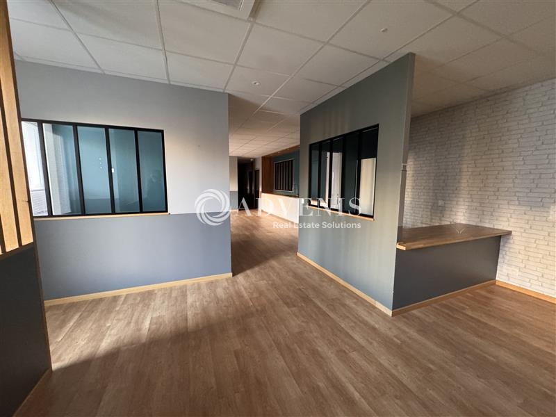 Location Bureaux CHESSY (77700) - Photo 2