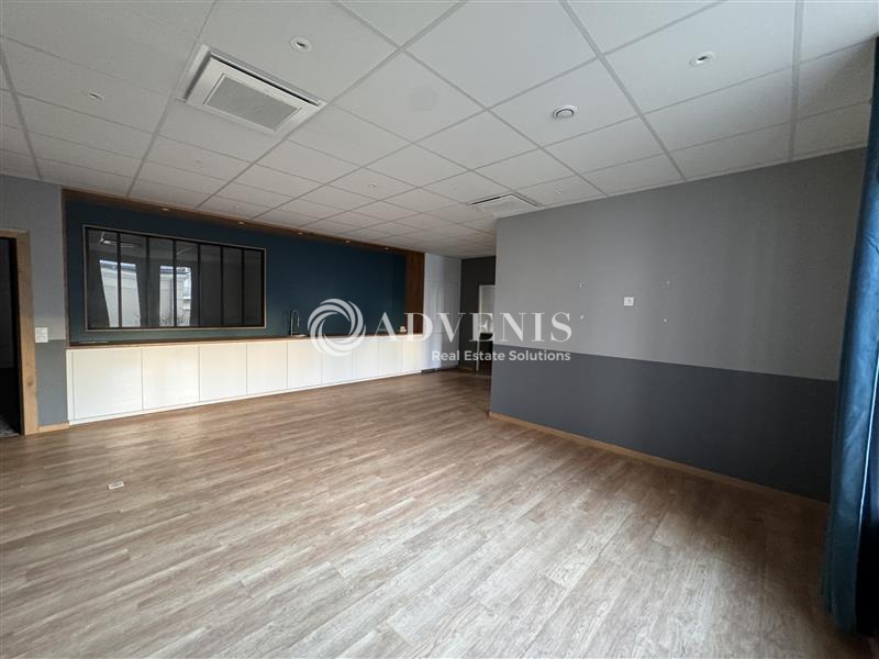 Location Bureaux CHESSY (77700) - Photo 3